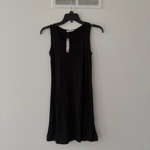 Soft Black Round-Neck Sleeveless Dress